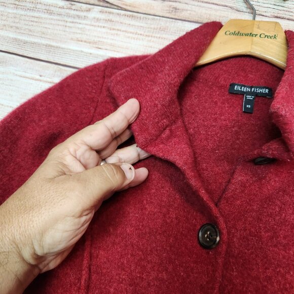 Eileen Fisher Women's Wool Coat Jacket Size XS Pockets Big Buttons Boxy READ - Picture 8 of 14